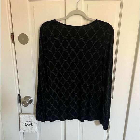 Soma Scoop Neck Long Peasant Sleeve Top Quiet Geo Black Size Small - Picture 7 of 7